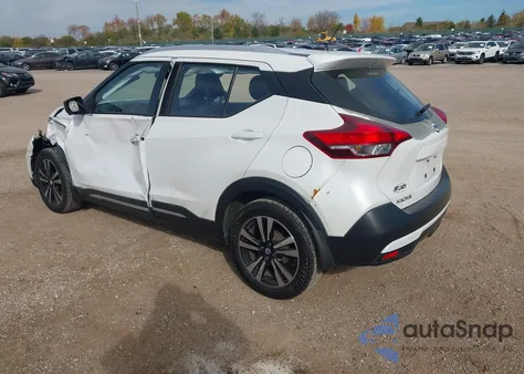 2018 Nissan Kicks Sr из США, поврежденный, VIN 3N1CP5CUXJL513218